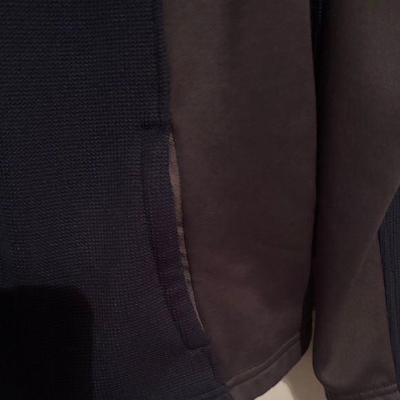 Spyder Men's Navy and Charcoal Ski Jacket - Picture 5 of 10